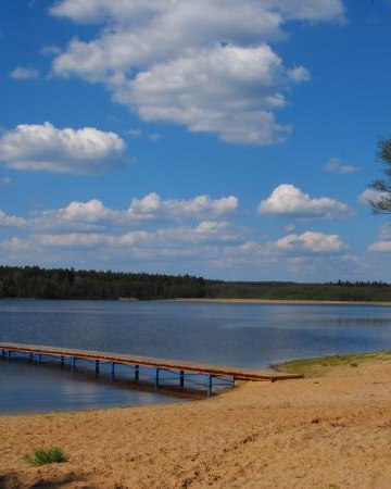 Jezioro Kołackie i Średniowieczne Kurhany
